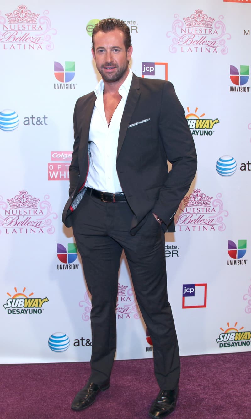 <b><a href="http://www.univision.com/temas/gabriel-soto">Gabriel Soto</a></b> vivió un trago amargo cuando una revista de México publicó unas comprometedoras imágenes con 
<b><a href="http://www.univision.com/temas/marjorie-de-sousa">Marjorie de Sousa</a></b> que dieron mucho en qué pensar.