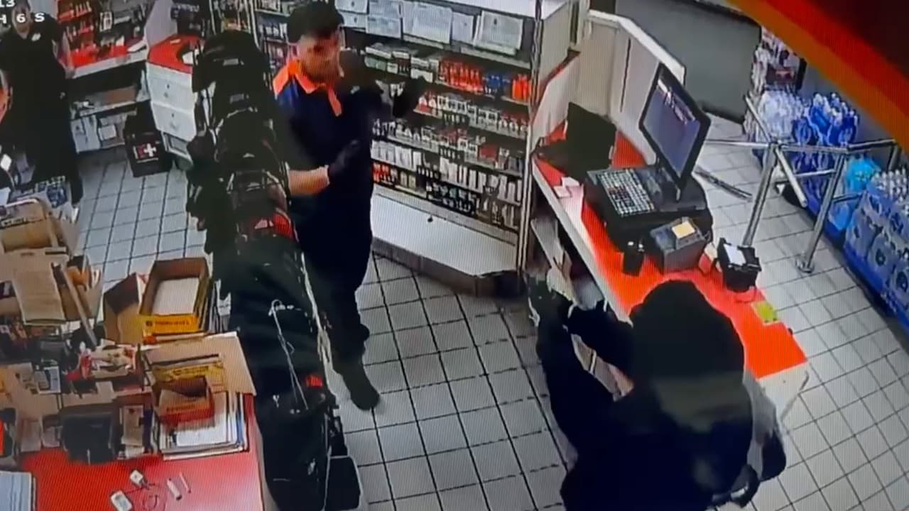 Empleado de gasolinera en La Puente recibe disparo a quemarropa durante un robo; piden ayuda para su recuperación
