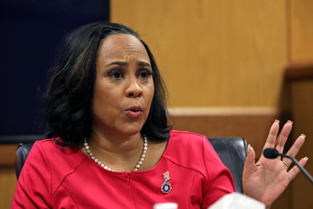 Así fue el acalorado testimonio de la fiscal Fani Willis por el romance que amenaza su futuro en el caso de Trump en Georgia