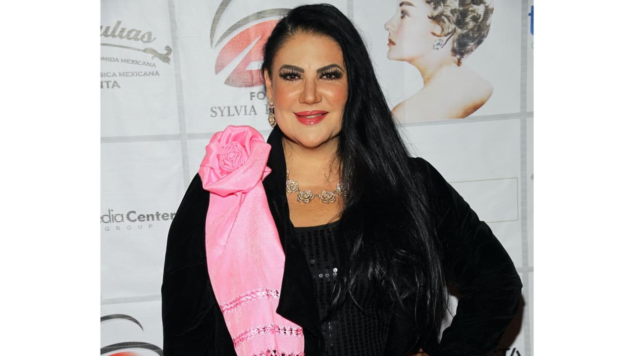 Alejandra Ávalos