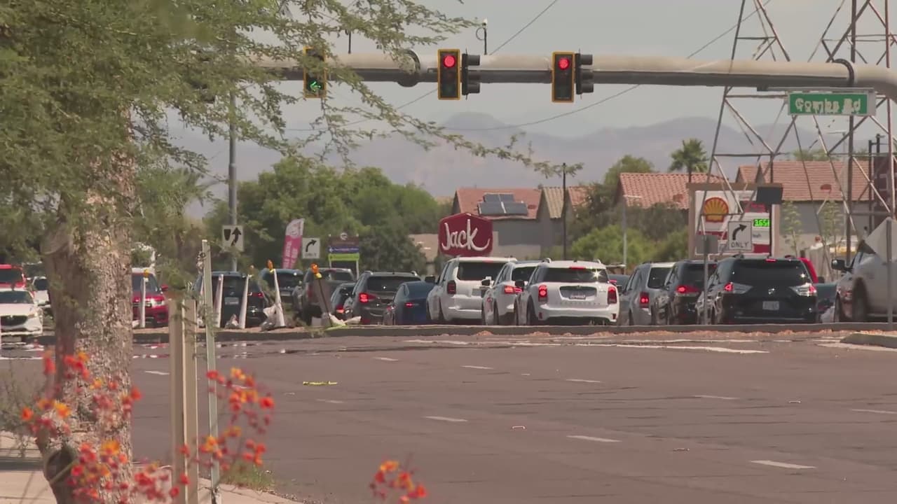 Una mujer muerta y un oficial hospitalizado tras un tiroteo en Queen Creek: Esto se sabe