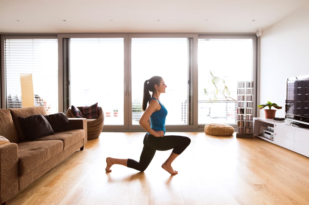 <b>ARIES</b>
<br>Eres muy energético y explosivo, así que para liberar tanta tensión, ansiedad o estrés mientras estás encerrado lo mejor es hacer ejercicios, como algo de cardio para quemar grasa y calorías. Te recomendamos también una sesión de yoga o meditación para canalizar tu energía.