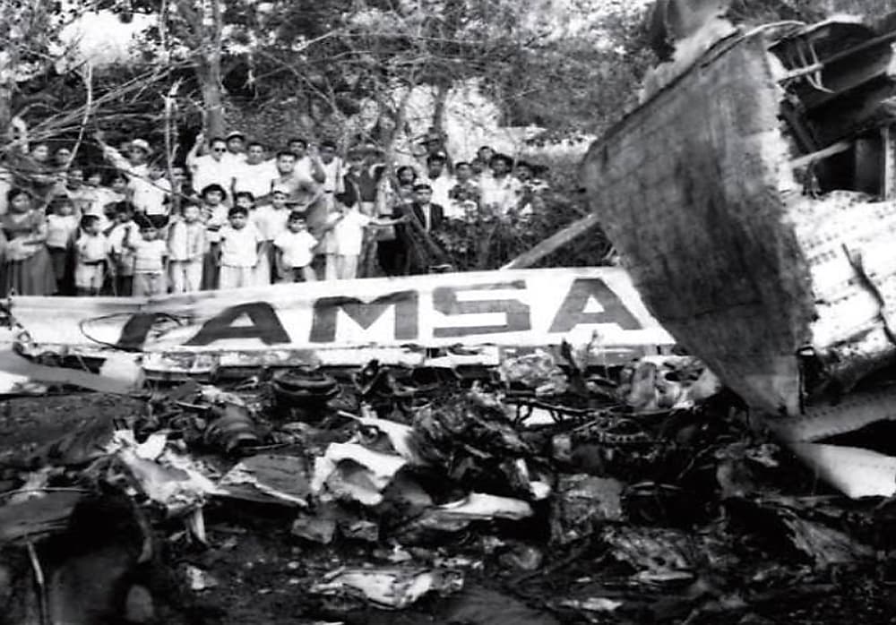La estrella del cine mexicano falleció el 15 de abril de 1957, a sus 39 años, en un trágico accidente: a los 10 minutos de haber despegado un avión de carga que él mismo piloteaba, la nave se desplomó.