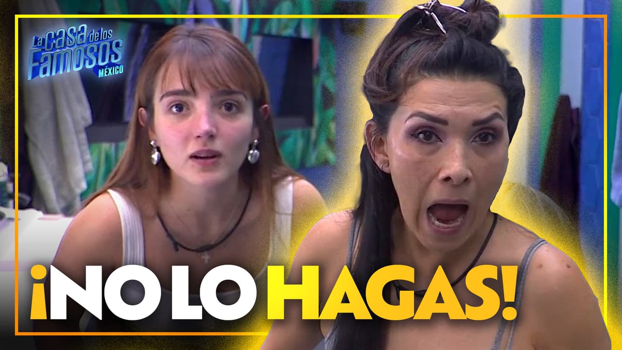 Elaine se seca un granito con pasta de dientes y Dalílah la regaña