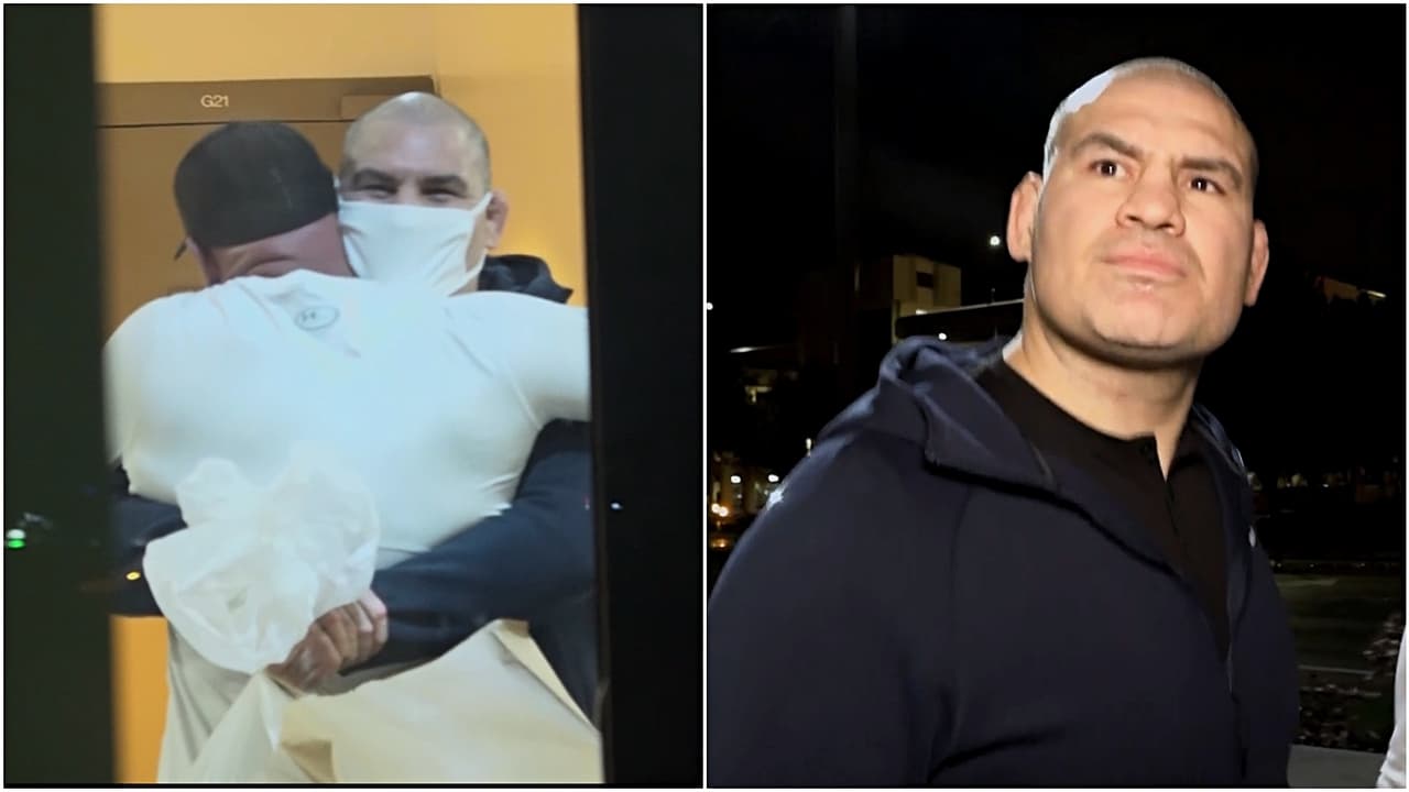 Caín Velásquez, el excampeón de la UFC, salió de la cárcel tras pagar una fianza de $1 millón de dólares. Vestido con un pants negro y usando una mascarilla, el expeleador fue recibido por un amigo que lo esperaba afuer de la cárcel del condado de Santa Clara.
