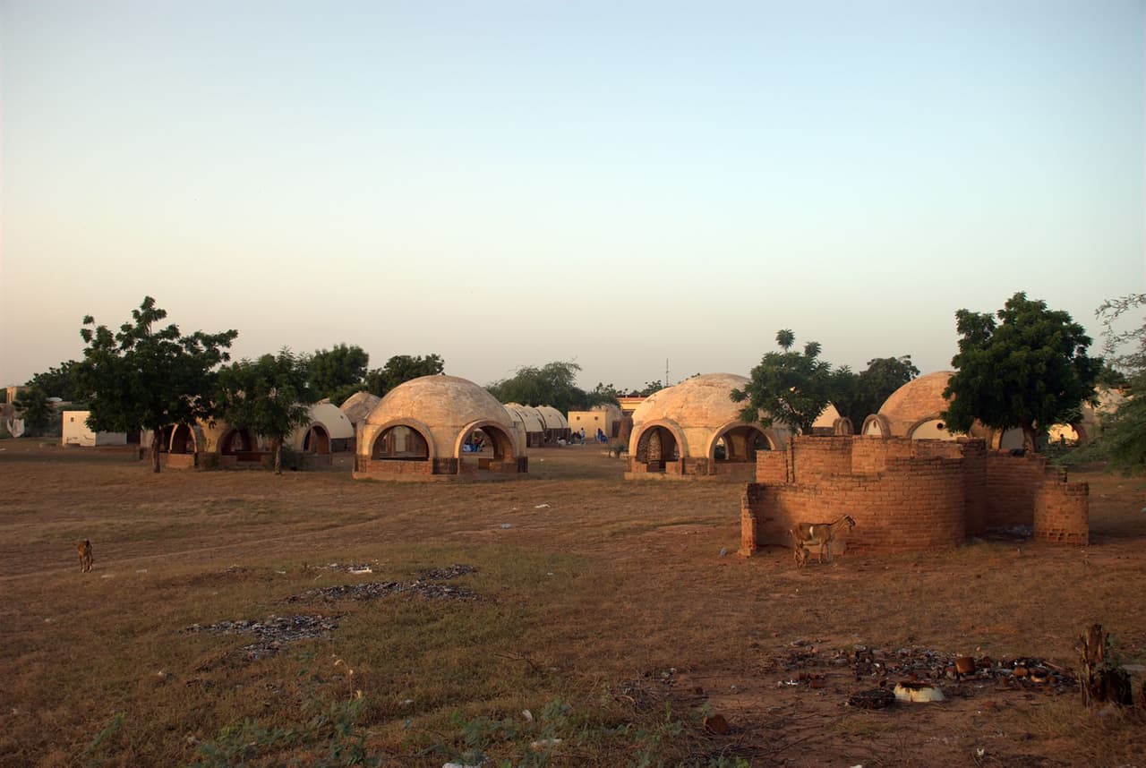 <b>Puesto 3. Kaedi, Mauritania</b>
<br>
<br>Temperatura promedio anual: 89.2 grados Fahrenheit (31.7 grados centígrados).
<br>
<br>Mes más caliente del año: mayo (97.7 grados Fahrenheit o 36.5 grados centígrados en promedio). 
<br>
<br>Mes más caluroso de la última década: mayo de 2012 (98.4 grados Fahrenheit o 36.8 grados centígrados en promedio).
<br>