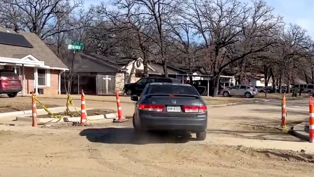 Vecinos de Balch Springs denuncian que tienen 6 meses con sus calles cerradas