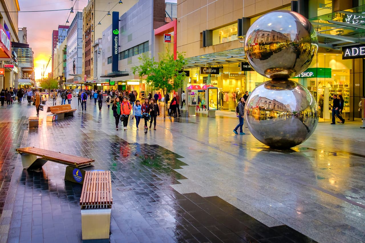 <b>Puesto 5. Australia</b>.
<br>
<br>Ocupa este puesto por segundo año consecutivo. Es el segundo en la categoría ‘agilidad’ y el sexto en ‘calidad de vida’. Está entre los 10 primeros en las áreas de turismo, propósito social, seguridad y confiabilidad.
<br>