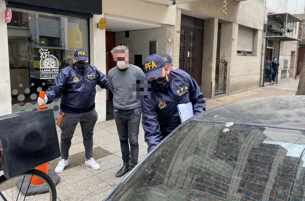 Arresto de Franco D'Agapiti en Costa Rica en julio de 2020.