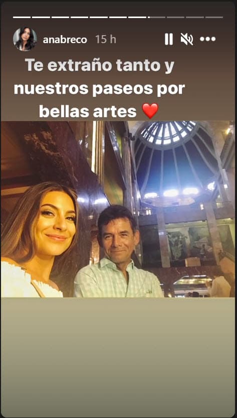<b>Ana Brenda Contreras</b> también recordó al suyo, don Efraín, quien 
<b><a href="https://www.univision.com/shows/despierta-america/fallece-el-papa-de-ana-brenda-contreras-video " target="_blank">falleció a finales de octubre de 2017. </a></b>