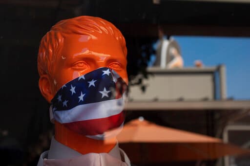 El uso de mascarillas obligatorias si bien es obligatorio en el estado, no es realmente controlado por las autoridades. Muchas ciudades anunciaron multas a quienes no las ausaran, sin embargo, a la fecha no hay un reporte concreto sobre cuántas de ellas se han entregado y si fueron pagadas.