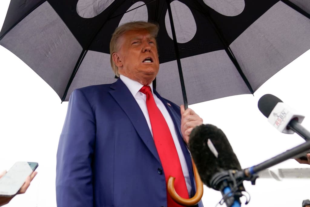 Memorándum secreto detalla la estrategia de Trump para revertir el resultado electoral de 2020, según reporte