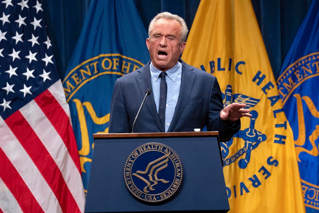 Robert F. Kennedy Jr. destituye a todo el comité asesor de vacunas de los CDC, pese a promesa de que no lo haría