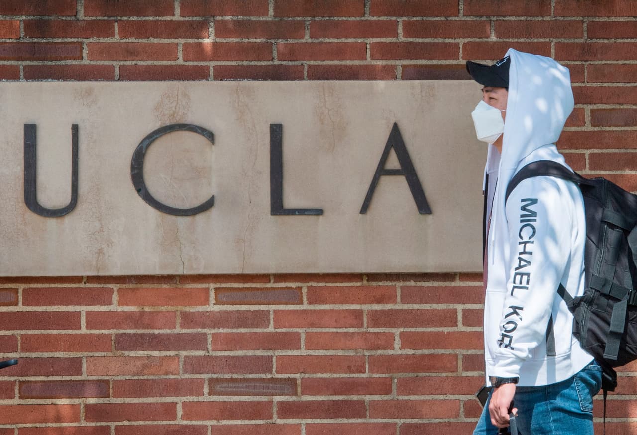 ICE advierte que no dejará entrar a EEUU a estudiantes extranjeros para tomar clases online