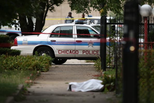 53 víctimas de tiroteos, 10 muertes y 35 tiroteos, las cifras de un fin de semana violento en Chicago