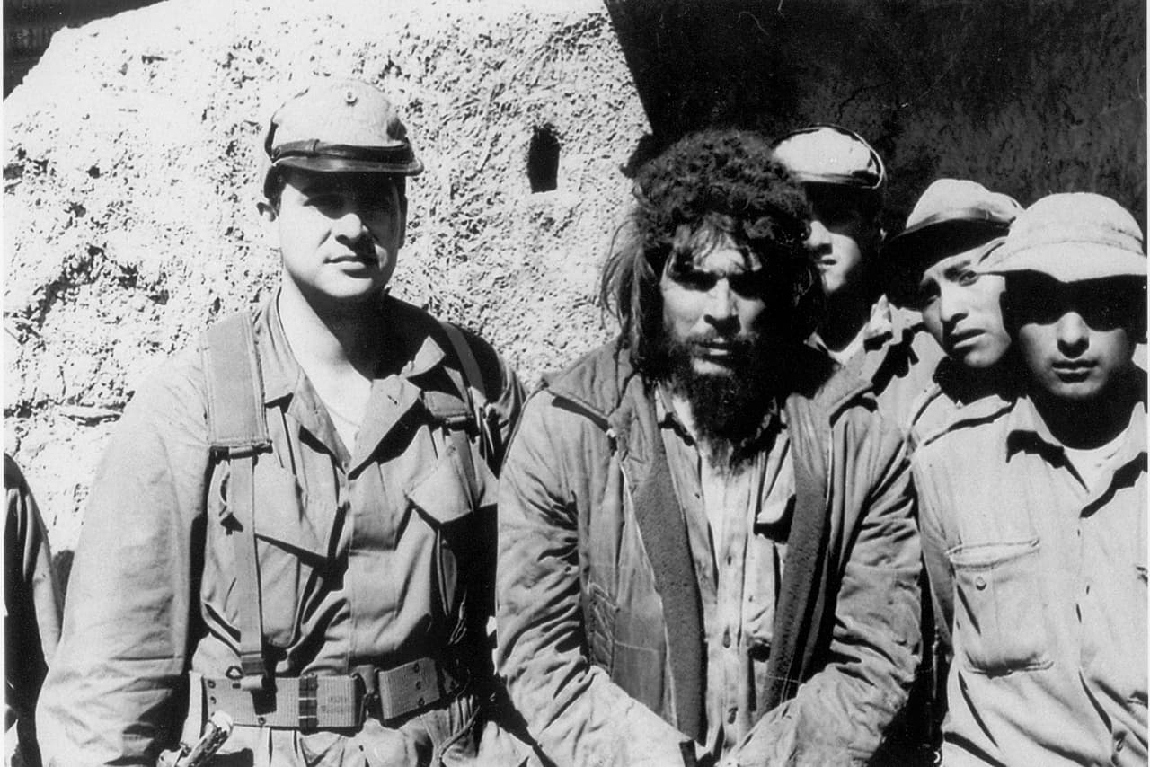 Félix Rodríguez con Ernesto "Che" Guevara