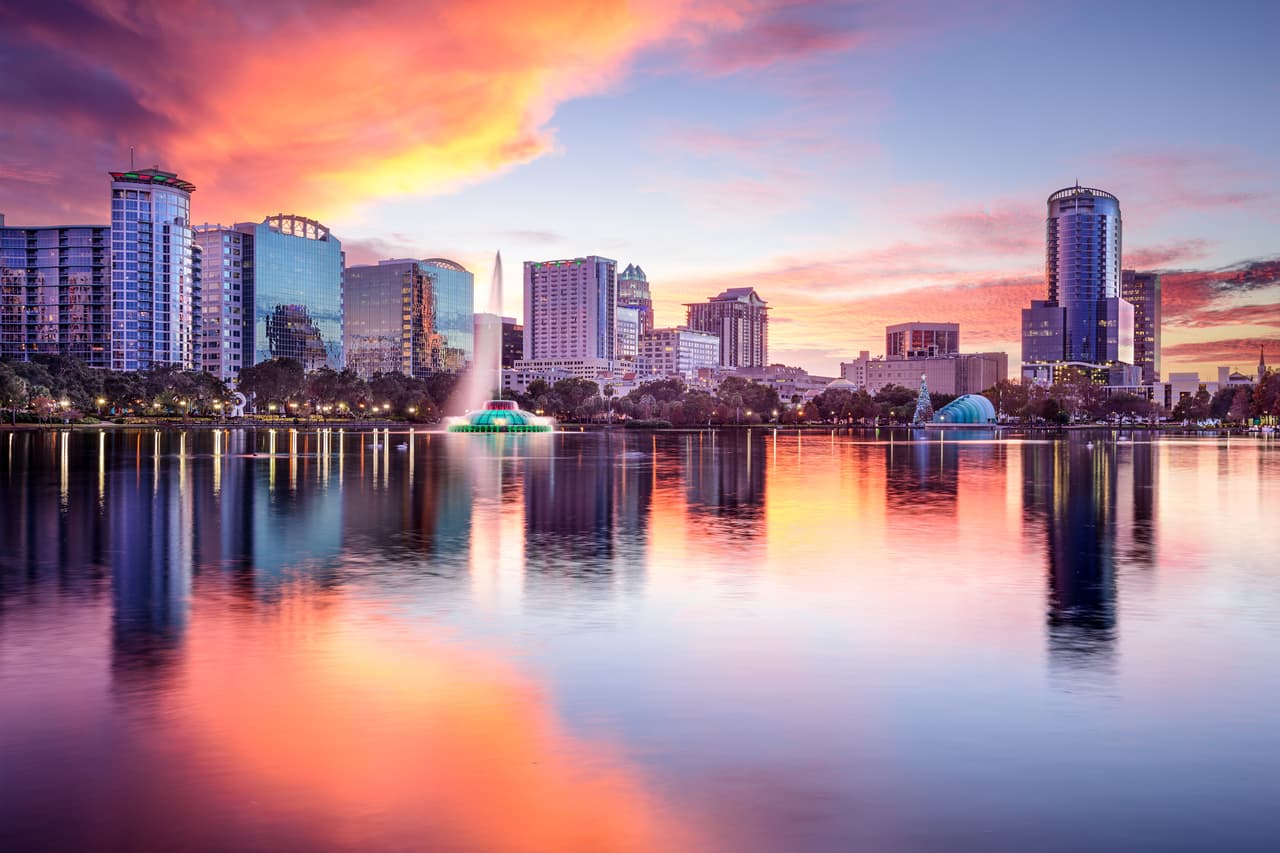 <h3 class="cms-H3-H3">2. Orlando, Florida</h3>
<br>
<br>La 
<a href="https://www.univision.com/temas/redes-sociales">red social</a> valoró los hallazgos de este estudio, debido a la importancia de evaluar 
<b>"la multitud de comportamientos en los que participan sus usuarios y si obtuvieron consentimiento". </b>
<br>