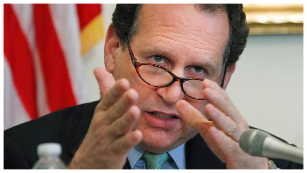 Políticos republicanos y demócratas de Florida alaban al exrepresentante Lincoln Díaz-Balart como un defensor de la libertad