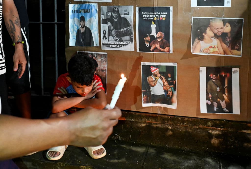 Muchos reclaman 
<b><a href="https://www.univision.com/local/miami-wltv/una-cancion-juntos-y-otros-planes-que-el-primo-de-el-taiger-antes-de-que-el-musico-cubano-fuera-asesinado-video" target="_blank">que el cuerpo del artista sea repatriado a La Habana, Cuba,</a></b> pero todo apunta a que los restos de 'El Taiger' tendrán que ser cremados.