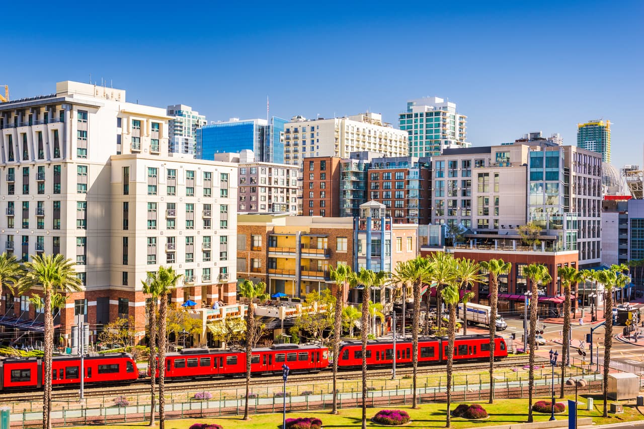 San Diego, en California, está en el décimo lugar. 15,715 personas llegaron a vivir entre 2015 y 2016.