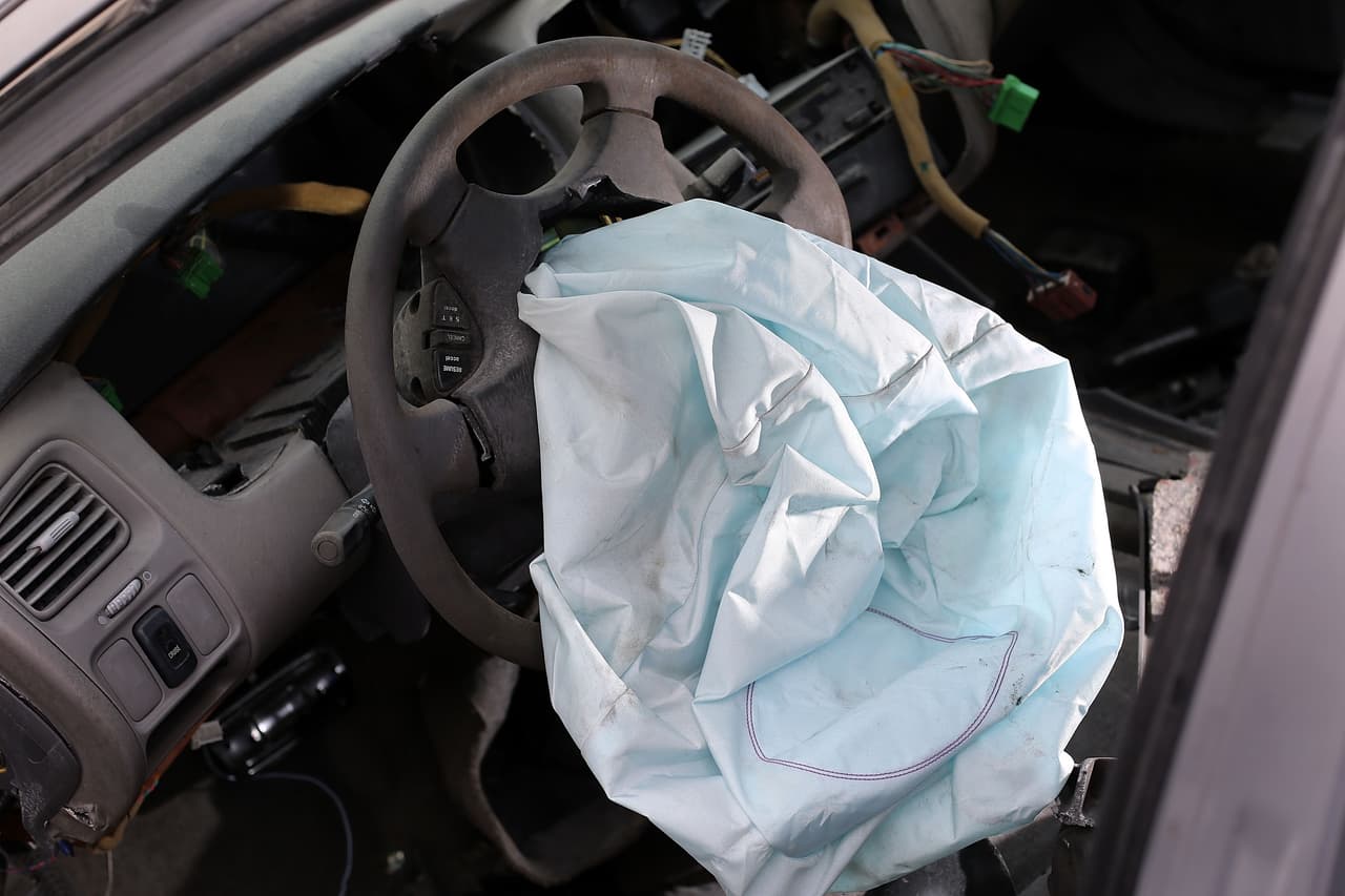 Honda recientemente confirmó la muerte de otro conductor en Estados Unidos como consecuencia de una bolsa de aire defectuosa fabricada por Takata. Si bien esta es la muerte número 17 en el país relacionada al desperfecto, a nivel mundial ya se han tabulado al menos 26 fallecidos y casi 300 lesionados desde 2009.