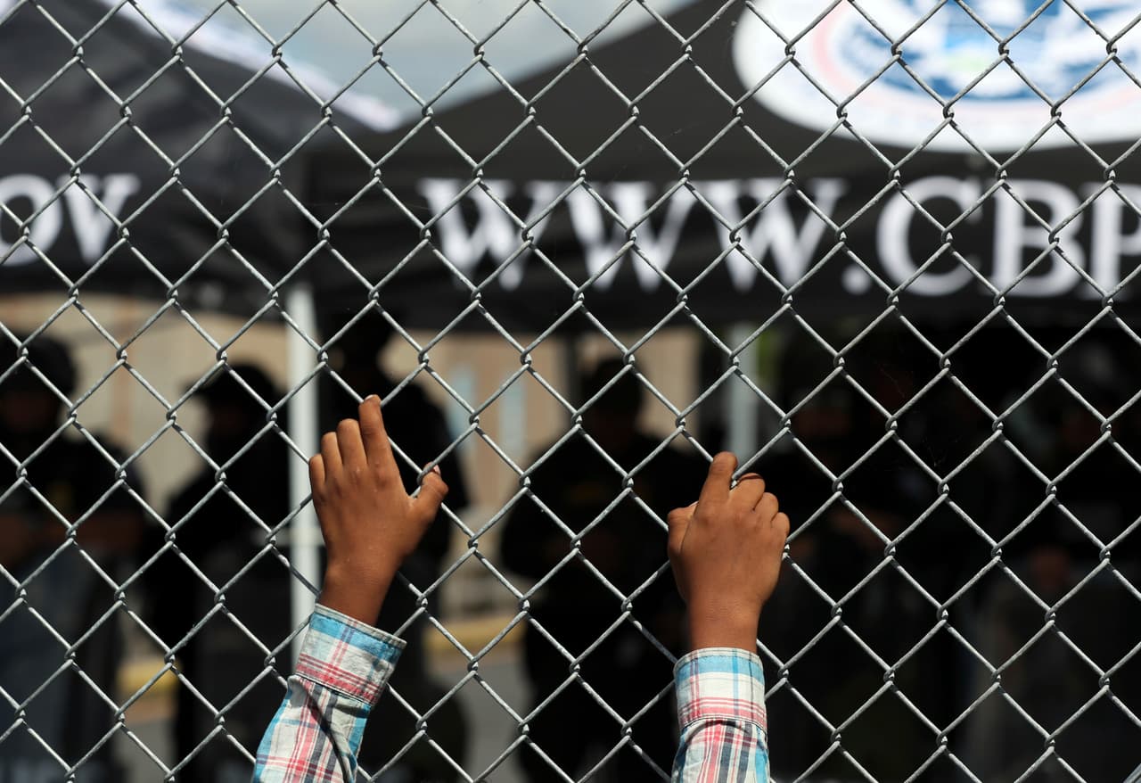 Solo la mitad de los migrantes que aguardan en México sus casos de asilo en EEUU se presentan en corte