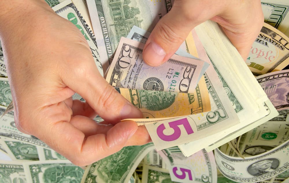 Tauro representa la casa 2, de la finanza y la economía. Y cuando una persona tiene a Marte en Tauro, posee una gran energía para echar adelante negocios.