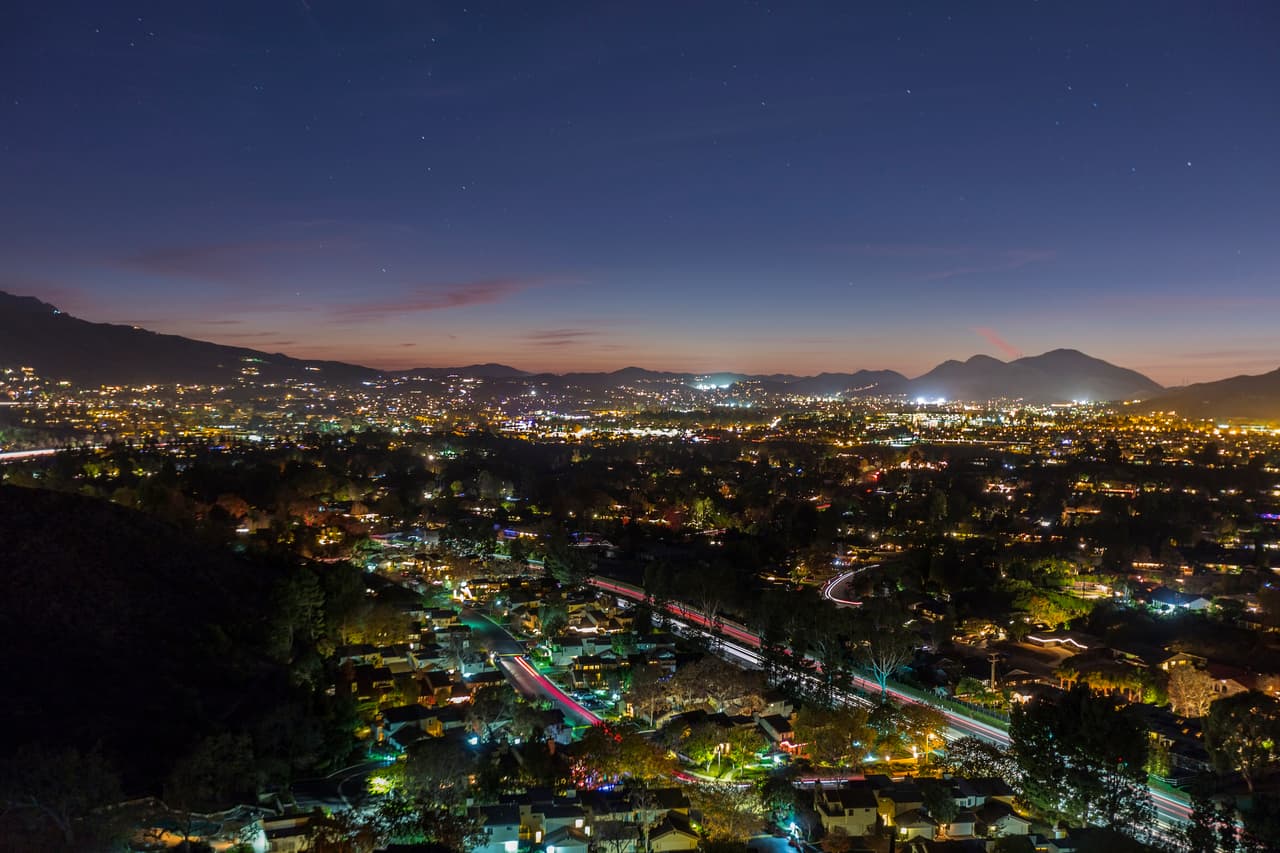 Los hispanos llegan a casi un 17% en 
<b>Thousand Oaks</b>, California. Esta ciudad del condado Ventura, en las afueras de Los Ángeles, está en el tercer lugar del ranking.