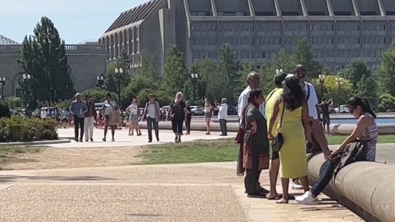 ¿Cansado del calor intenso? Conoce dónde están ubicados los centros de enfriamiento en el DMV