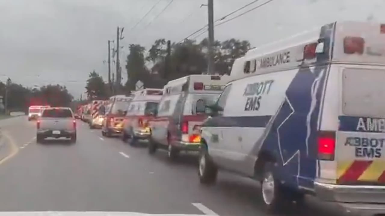 Huracán Milton: Hogares para ancianos son evacuados por decenas de ambulancias en Sarasota