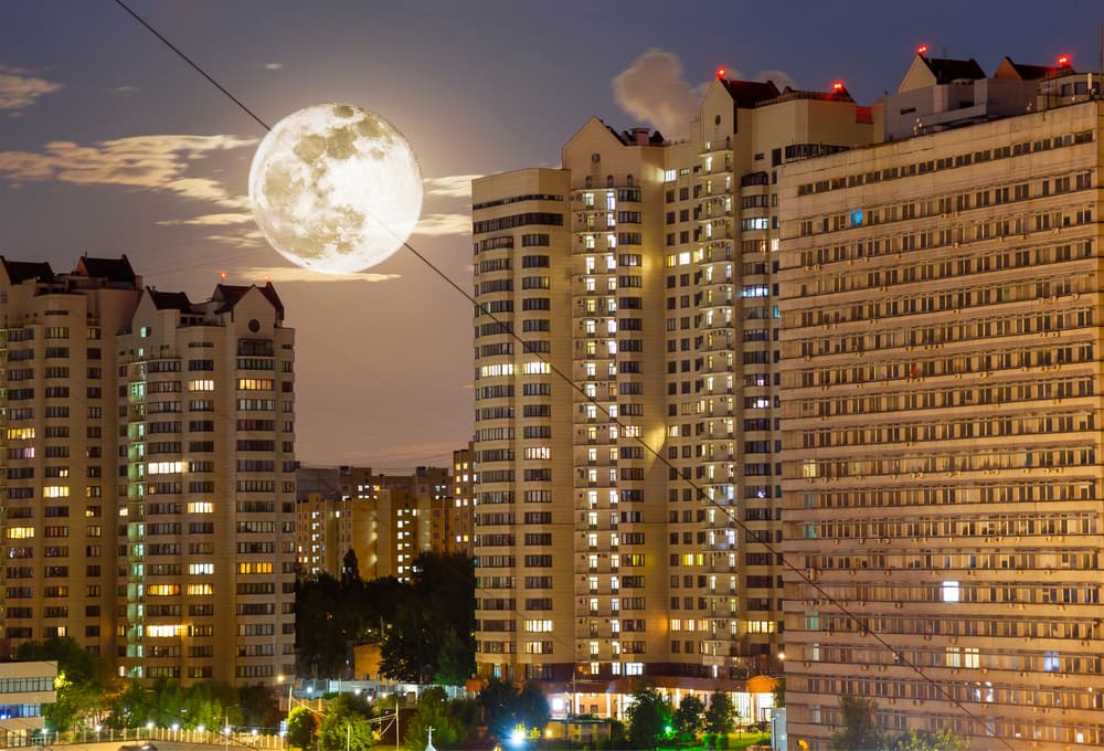 A esta Superluna se le conoce con este nombre debido a que en este mes es la temporada de pesca del esturión en Estados Unidos y Canadá.
<br>
<br>