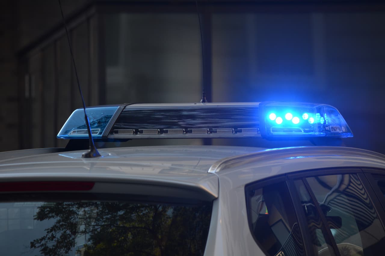 Según el programa de "no rechazo" de Texas, si un conductor se niega a someterse a una prueba de alcohol en sangre, los agentes del orden público pueden solicitar electrónicamente una orden de allanamiento para una prueba.