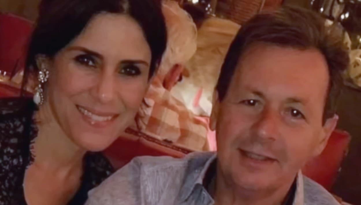 Caras vemos, corazones, no sabemos. El empresario inmobiliario de origen cubano 
<b><a href="https://www.univision.com/local/miami-wltv/fbi-antes-suicidarse-sergio-pino-ser-arrestado-ordenar-asesinato-esposa" target="_blank">Sergio Pino se quitó la vida</a></b> este 16 de julio, a los 67 años, en medio de denuncias de
<b> intento de asesinato</b> por parte de 
<b>su aún esposa</b>, 
<b>Tatiana Pino</b>. El Buró de Investigaciones Federales (FBI, por sus siglas en inglés) investigaba esas querellas desde octubre del año pasado y se disponía a arrestarlo.