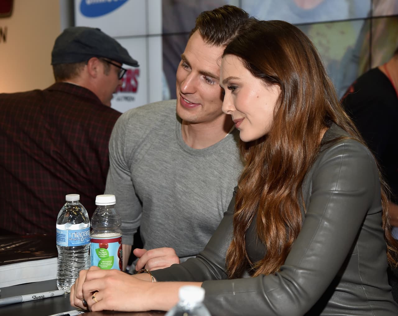 Chris Evans y Elizabeth Olsen