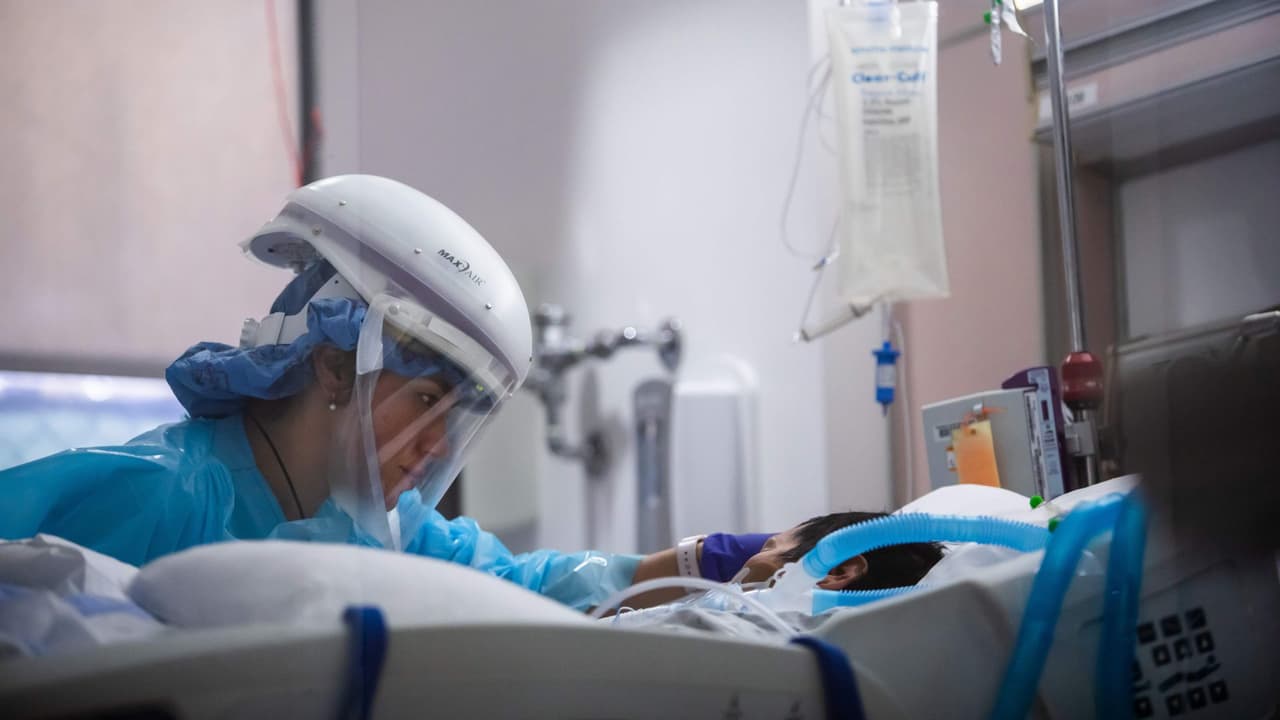 Covid, gripe y RSV: preocupación por repunte de virus respiratorios en medio del frío