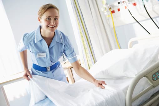 <b>Enfermera registrada en salud comunitaria: </b>la ciudad de Filadelfia busca enfermeras registradas para formar parte del Departamento de Salud Pública. El trabajo incluye motivar y asesorar a los pacientes sobre las prácticas adecuadas de atención médica y servir como su defensor. 
<a href="https://phila.peopleadmin.com/postings/101052">Aplica para esta vacante aquí</a>.
<br>
