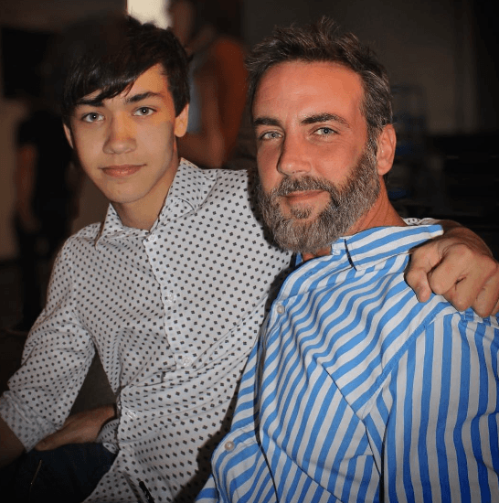 Giancarlo y Sebastián, nacieron como fruto del primer matrimonio del artista de 49 años con Verónica Rubio, con quien también adoptó a sus nenas.