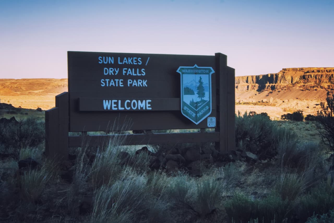 <h3 class="cms-H3-H3">20. Sun Lakes, Arizona</h3>
<br>
<br>📖 
<b>Media de edad: </b>72.8 años.
<br>
<br>📖 
<b>Población que asiste a la universidad: </b>1.6%
<br>
<br>📖 
<b>Población menor de 18 años:</b> 0.3%
<br>
<br>📖 
<b>Población mayor de 65 años: </b>78.2%
<br>
<br>📖 
<b>Población:</b> 14,887 habitantes.
<br>