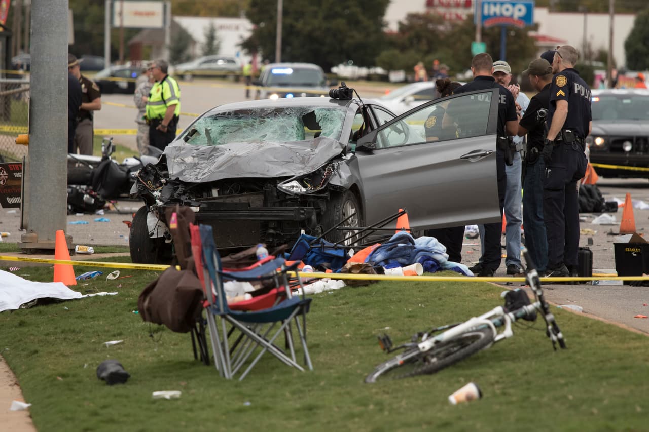 3er lugar Oklahoma: El estado al centro y sur de la nación es el primero en conductores sin seguro con solo el 74% de sus choferes protegidos por una póliza. Oklahoma mostró 17.3 muertes en accidentes de tránsito por cada 100,000 habitantes, así como un alto índice de arrestos por manejo bajo la influencia del alcohol.
<br>