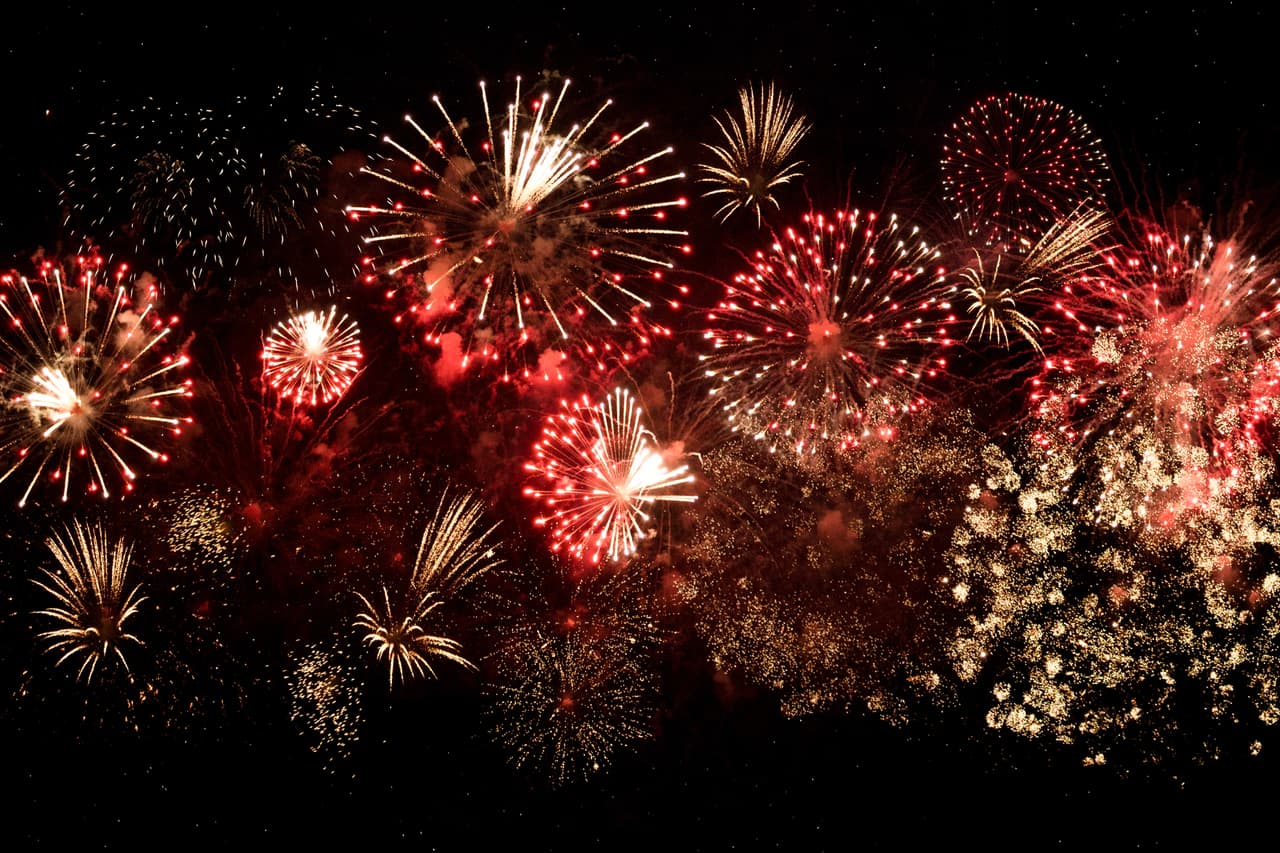 <h2 class="cms-H2-H2">Star Spangled Fest</h2>
<br>
<br>Dónde: Vic Mathias Shores, ubicado en 900 W Riverside Drive.
<br>
<br>Este evento es gratis y abierto al público. Inicia a las 5:00 p.m.