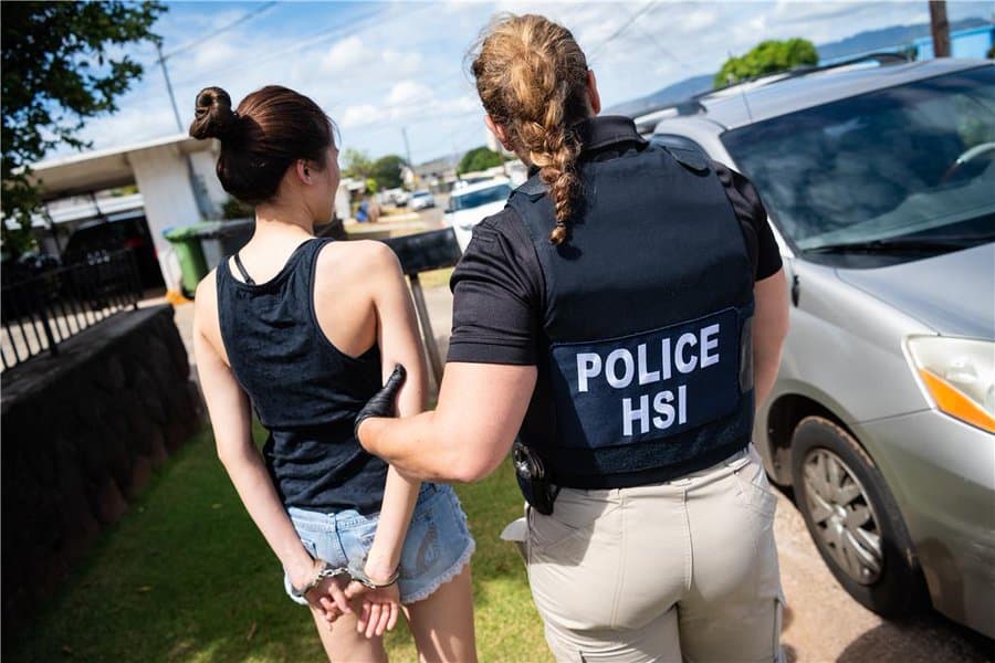  Histerectomías a indocumentadas: denuncian serias irregularidades en cárcel de ICE en Georgia