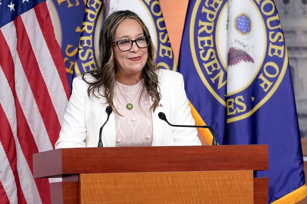 La congresista Mónica de la Cruz dará la respuesta republicana en español al discurso del Estado de la Unión de Biden