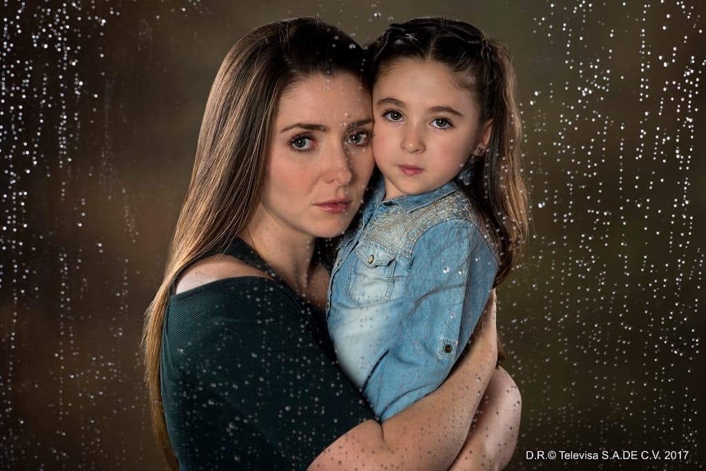 Los personajes de 
<b><a href="http://www.univision.com/temas/ariadne-diaz">Ariadne Díaz</a></b> y 
<b>Lara Campos</b> cautivaron con sus personajes en la telenovela 
<b><a href="http://www.univision.com/novelas/la-doble-vida-de-estela-carrillo">'La doble vida de Estela Carrillo'</a></b>.