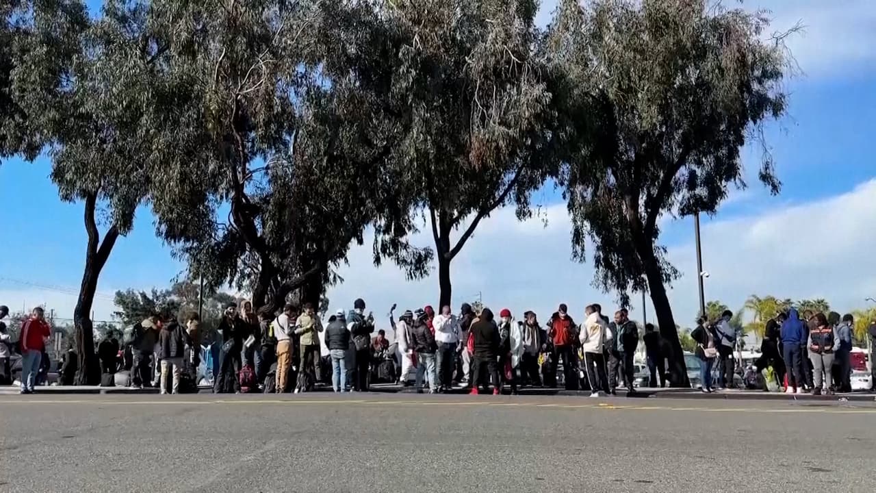 Hasta el jueves 22 de febrero, los inmigrantes procesados por la Patrulla Fronteriza eran trasladados a un centro de recepción, manejado por la organización sin fines de lucro South Bay Community Services (SBCS).