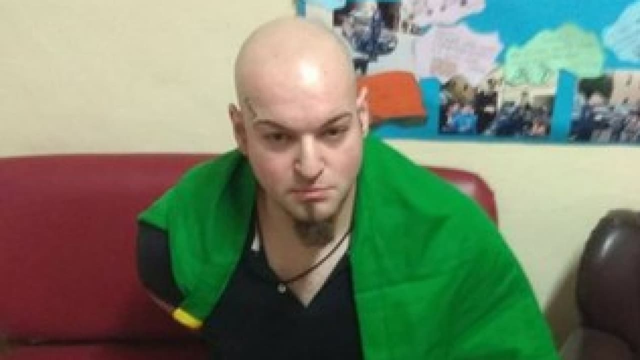 Arrestan a un italiano sospechoso de haberle disparado desde su auto a extranjeros negros en Macerata