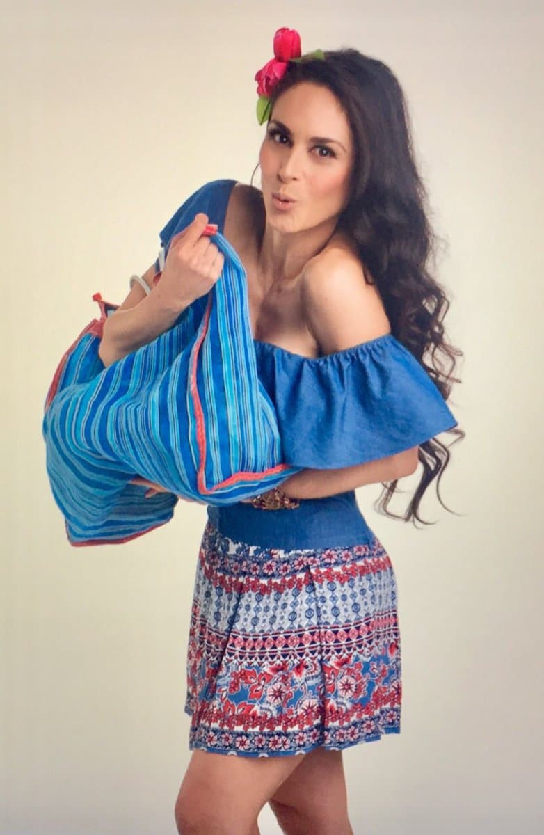 <b>Wendy Braga</b>, quien interpretó a Lupita, compartió varias fotografías y videos en el que recuerda emotivos encuentros con el ícono de la comedia. En la descripción de las fotografías, la actriz escribió una emotiva despedida. 
<br>
