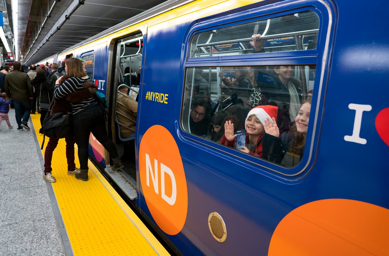 Nueva York, cuyo metro acaba de añadir nuevas estaciones en la línea de la Segunda Avenida, está en el quinto lugar de los mejores transportes públicos de EEUU.
