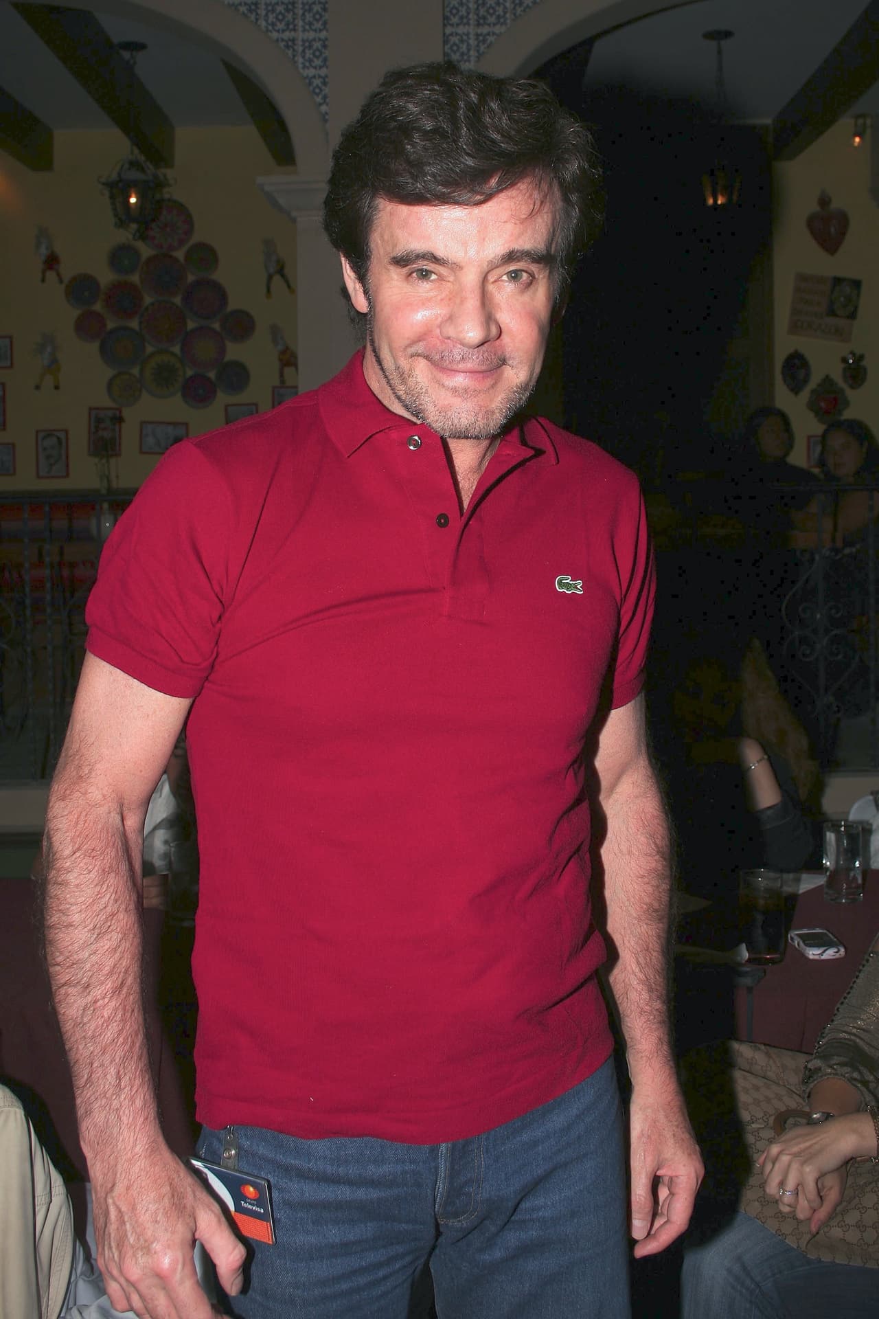 El actor, cantante y torero mexicano tenía 33 años de edad cuando fue novio de Lucero, mientras ella tenía tan solo 22 años.