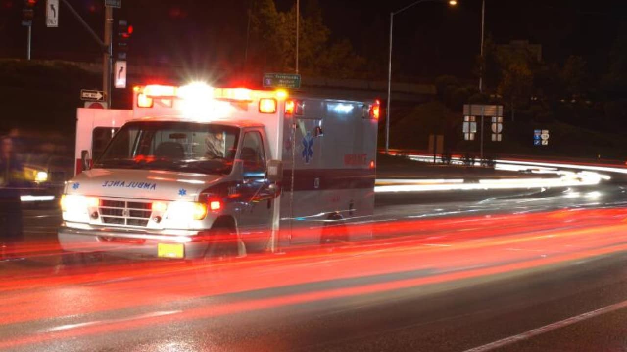 Trabajador muere arrollado en la autopista 4 en Stockton; hay una mujer arrestada