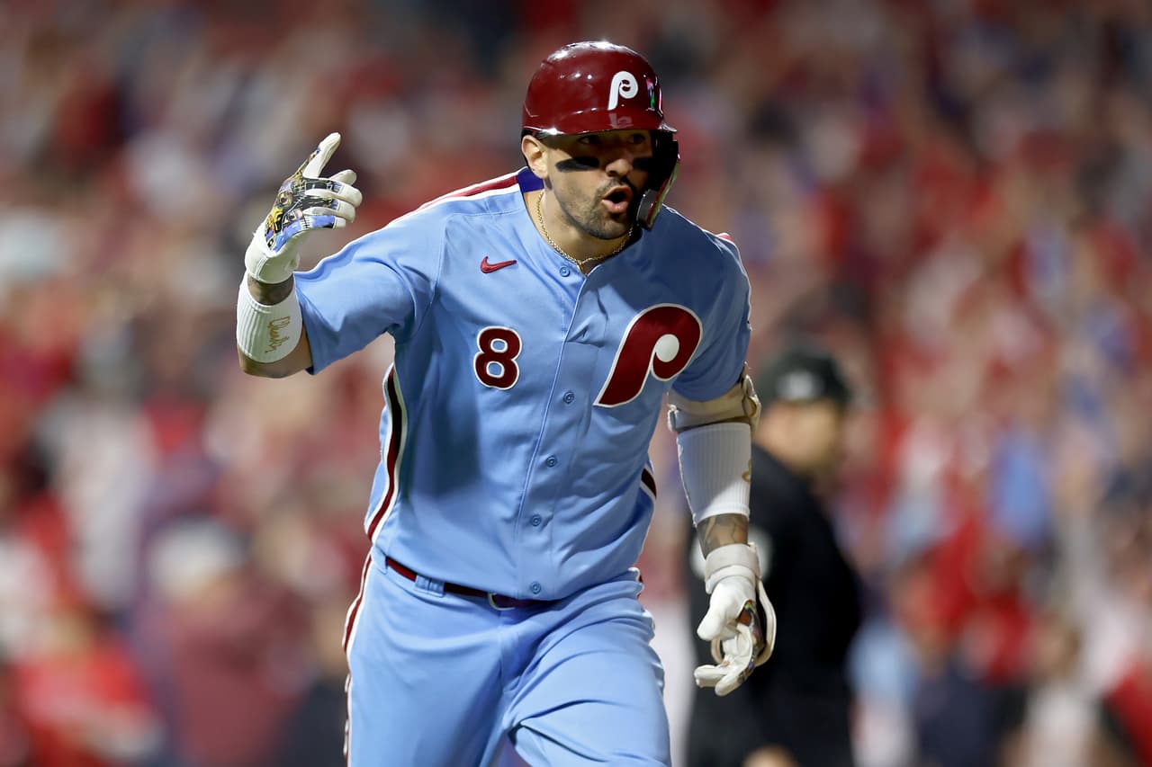 Baja de la 6ta: Otro jonrón de Nick Castellanos pone el marcador 3-1 para los Phillies.